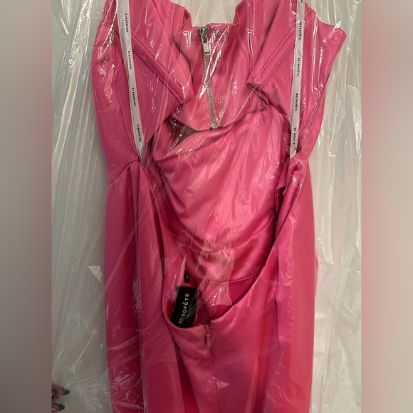 Hot Pink Dress/Gown - Picture 3 of 5